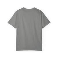 Gray t-shirt featuring a yellow and navy blue award ribbon graphic on the chest with the text "#1 Dad," designed  on the front as a fun and heartfelt Father's Day gift.
