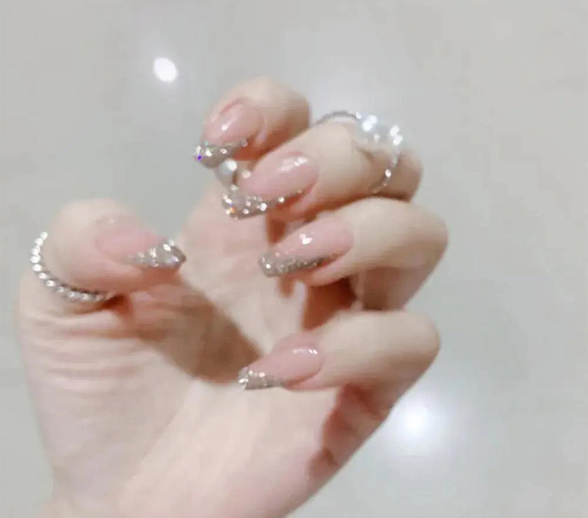 Wearable Fake Nails
Success
