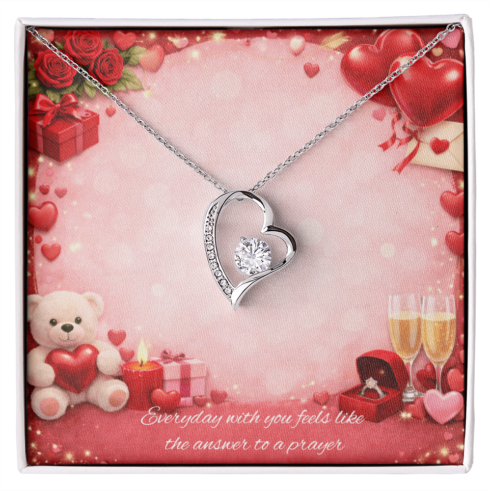 Forever Love Heart Pendant Necklace – Symbol of Eternal Love
