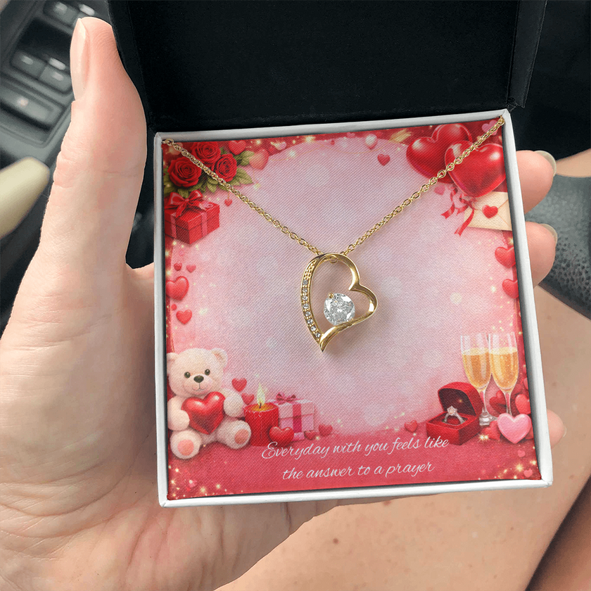 Forever Love Heart Pendant Necklace – Symbol of Eternal Love