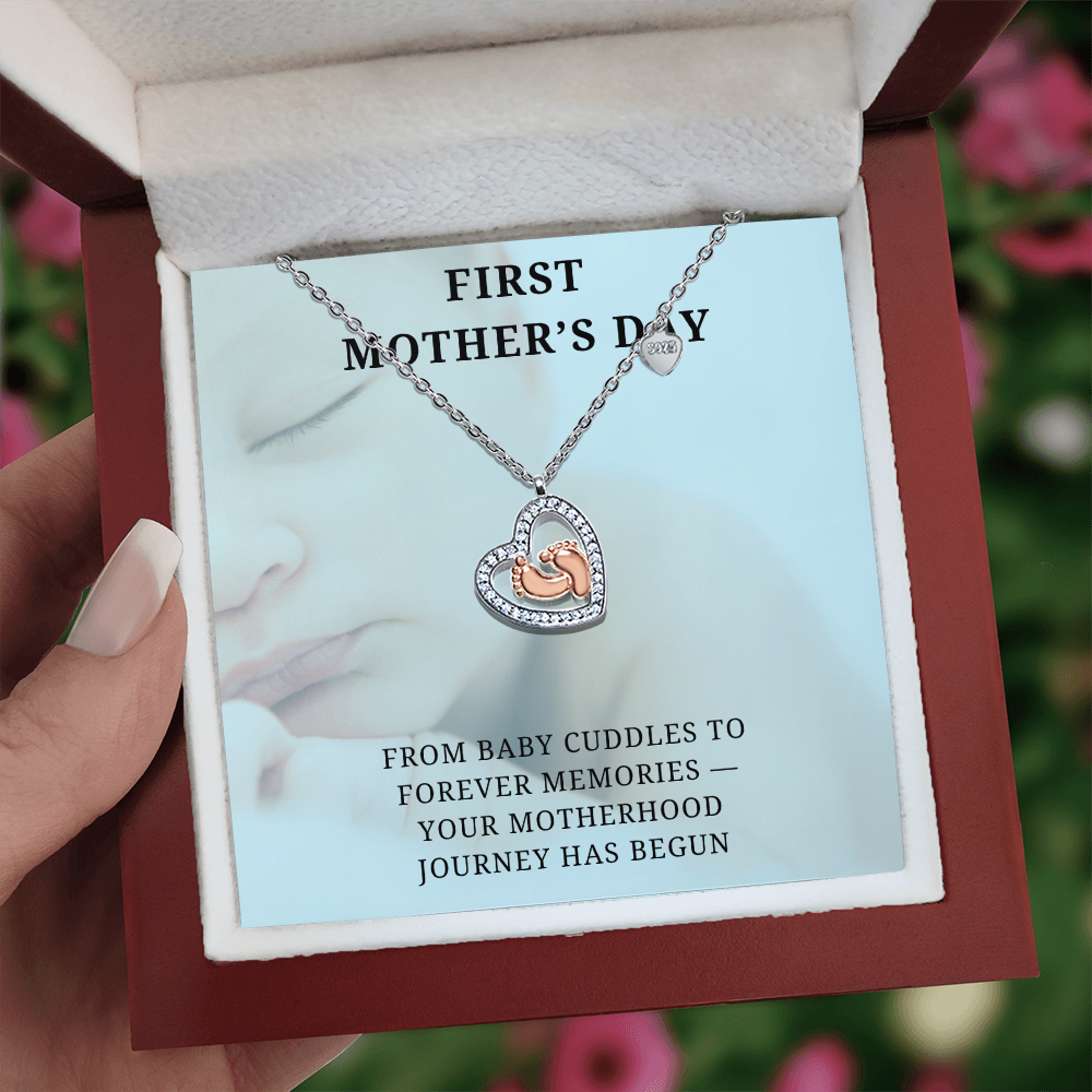 New Mom, New Love – First Mother's Day Heart Necklacen with babies feet in center