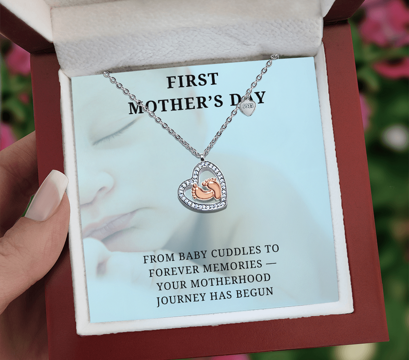 New Mom, New Love – First Mother's Day Heart Necklacen with babies feet in center