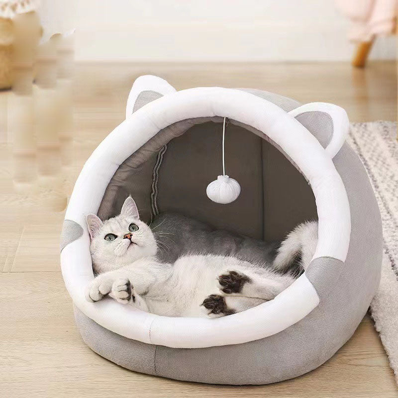 Winter pet cat house with velvet